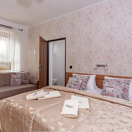 Danninger 2* 피에슈타니